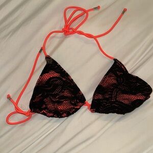 Victoria’s Secret bikini